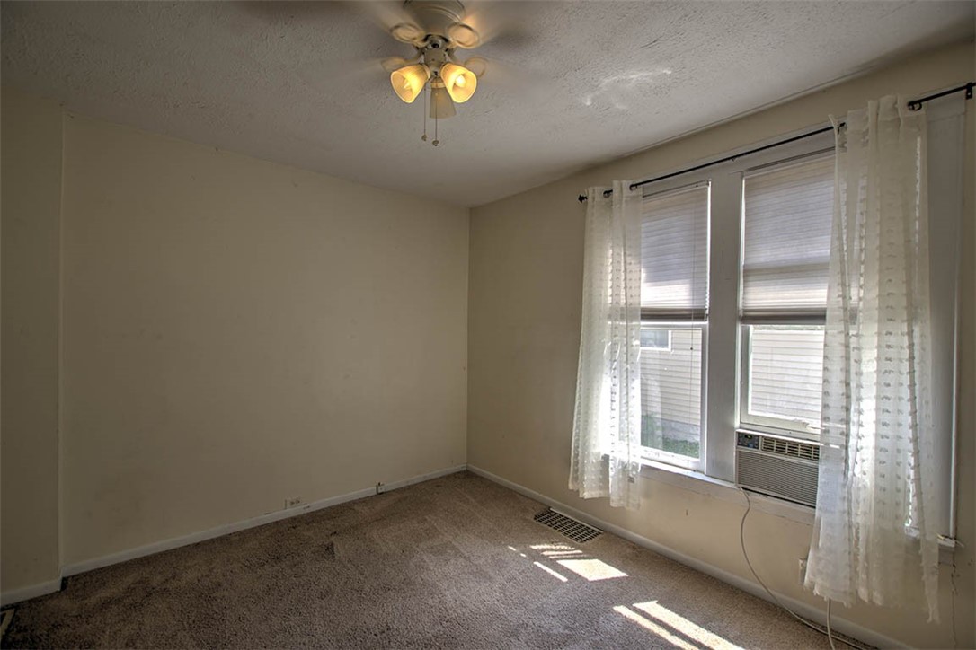 1377 West Decatur Street Decatur, IL 62522 - Photo 12 of 25 Gallery Image 12