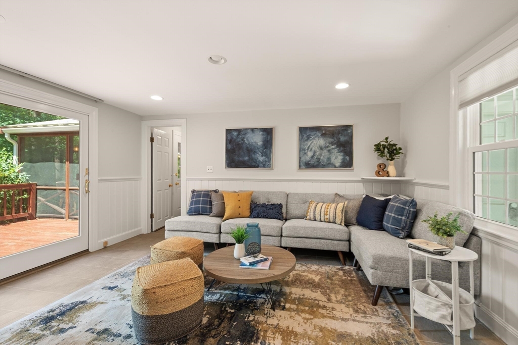 33 Mossman Road Sudbury, MA 01776 - Photo 12 of 30