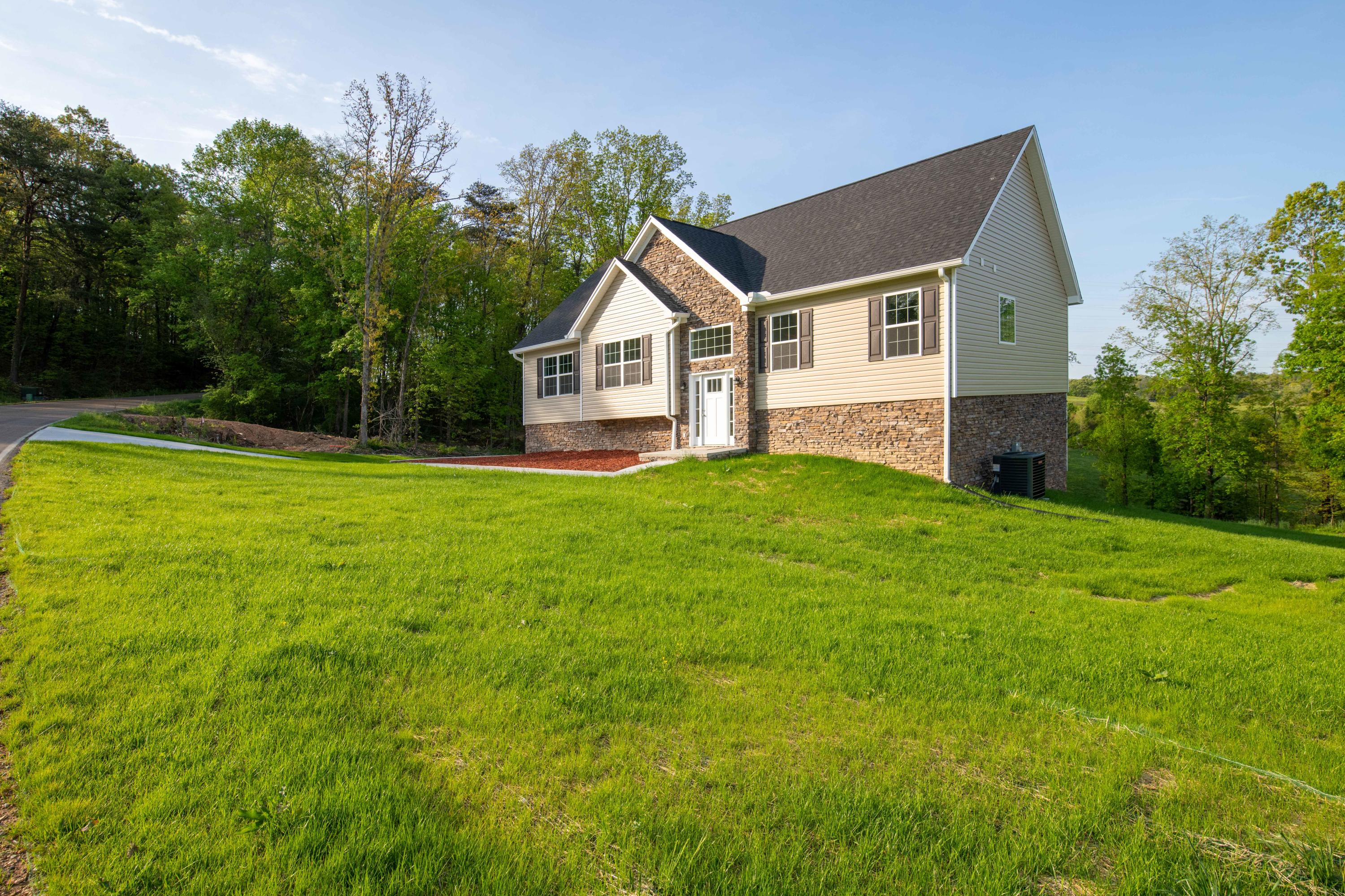 9434 Harrison Bay Road Harrison, TN 37341 - Photo 3 of 30 D85_8794