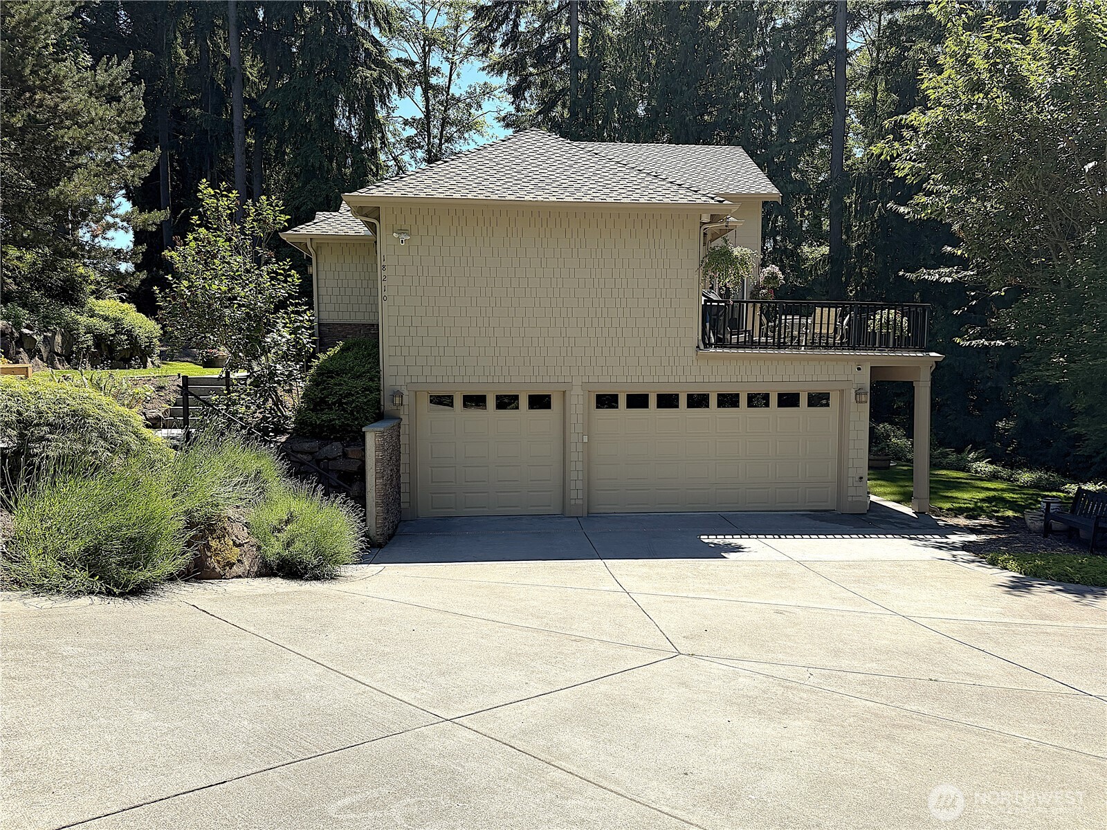 18210 Homeview Drive Edmonds, WA 98026 - Photo 32 of 34