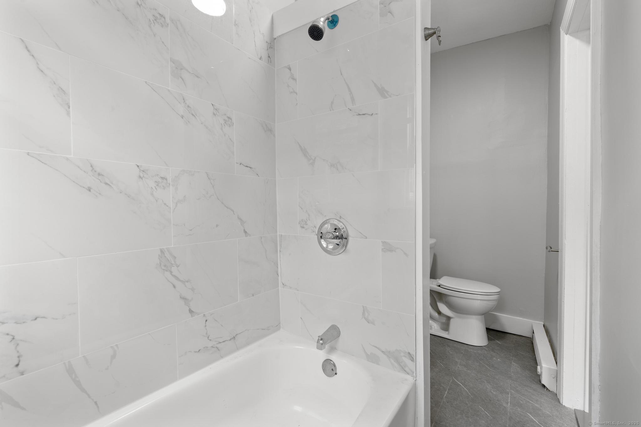 25 Whittier Street Bridgeport, CT 06605 - Photo 21 of 33