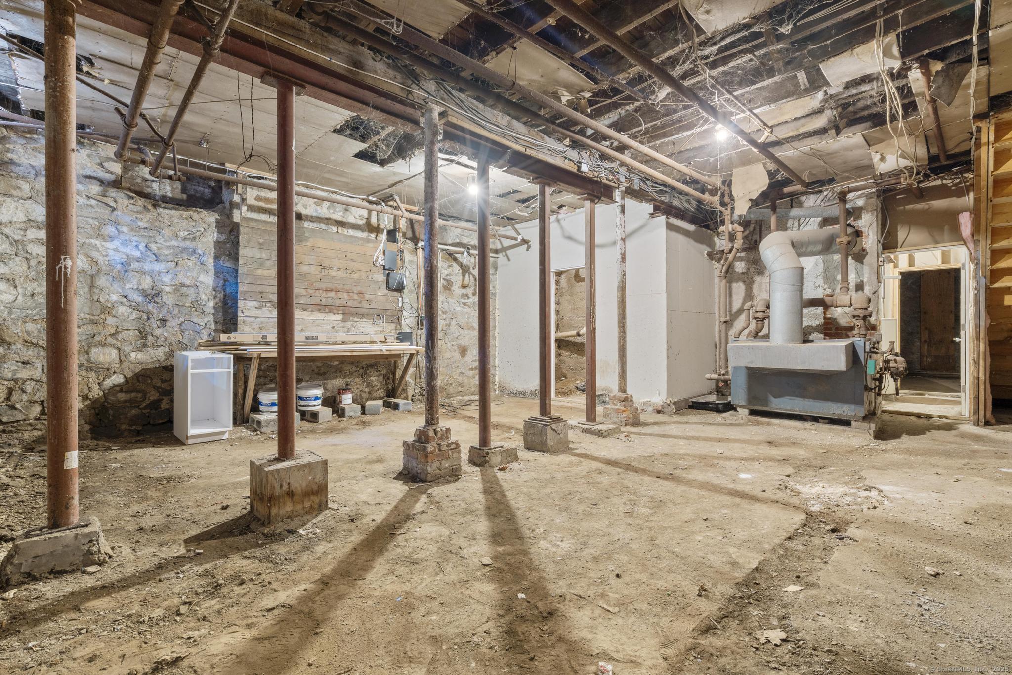 25 Whittier Street Bridgeport, CT 06605 - Photo 27 of 33