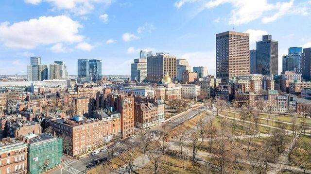 $870,000 | 37 Beacon Street, Unit 6, Boston, MA 02108