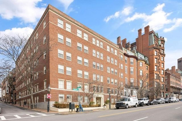 $870,000 | 37 Beacon Street, Unit 6, Boston, MA 02108