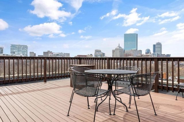 $870,000 | 37 Beacon Street, Unit 6, Boston, MA 02108