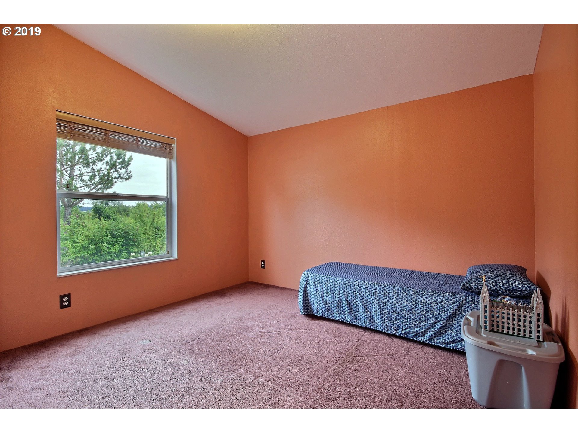 11275 Southwest Spring Hill Road Gaston, OR 97119 - Photo 8 of 17 a view of an empty room and window