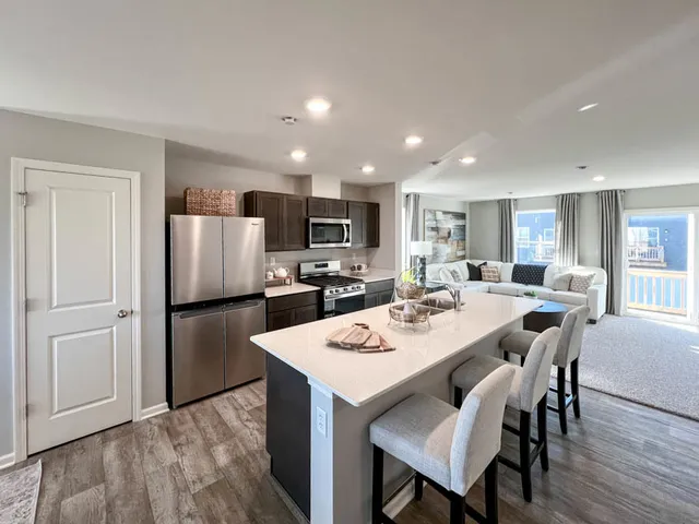 $349,990 | 2662 Arrowhead Drive, Pingree Grove, IL 60140