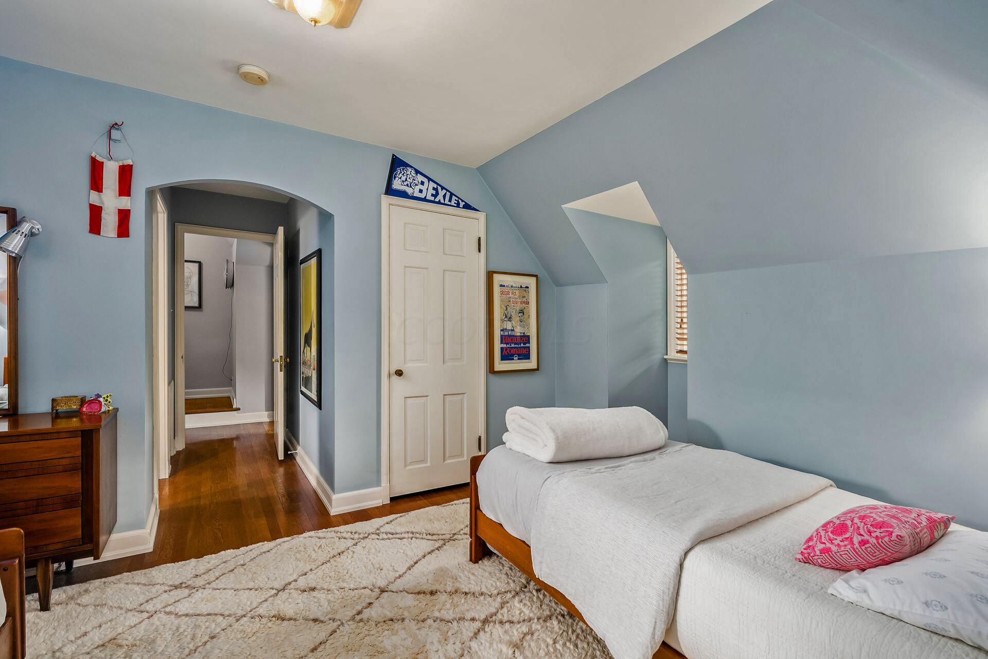 180 Ashbourne Road Columbus, OH 43209 - Photo 38 of 62 Suite 4