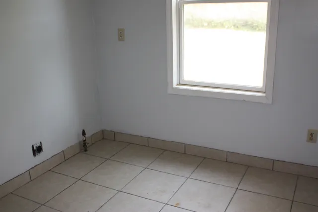 $69,900 | 1530 Matlock Drive, Wichita, KS 67208