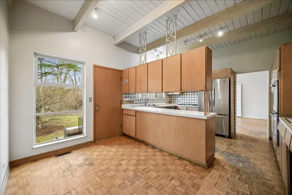 $950,000 | 782 Clover Lane, Glencoe, IL 60022