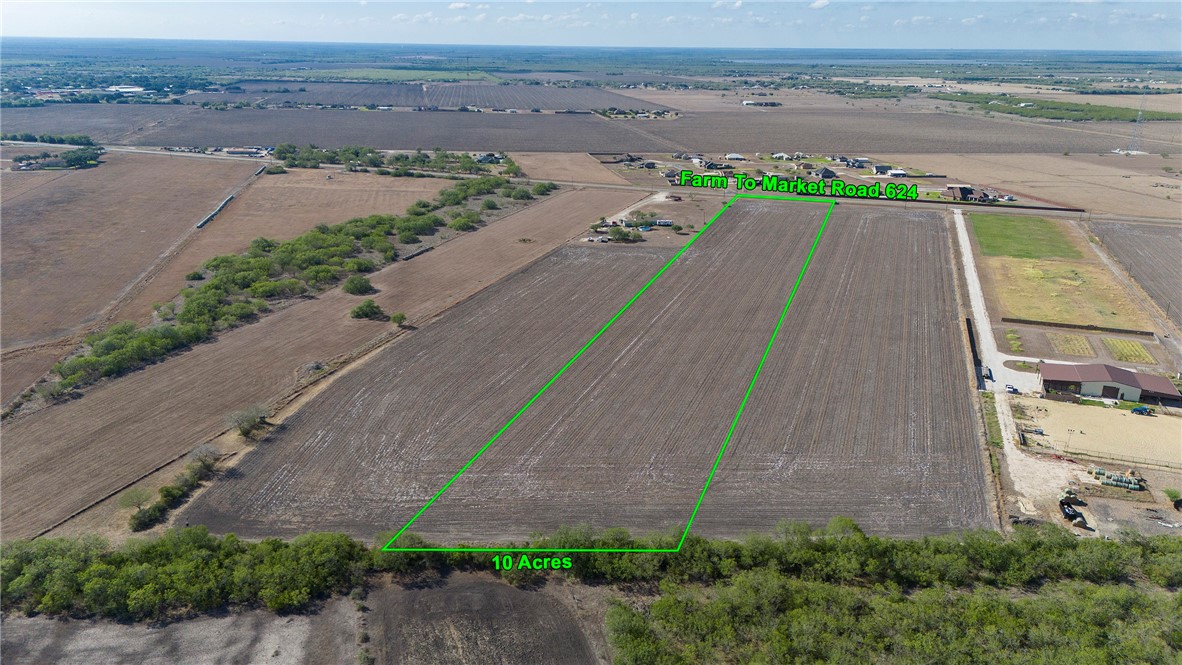 0 Fm 624 Orange Grove, TX 78372 - Photo 7 of 12 an aerial view of a yard
