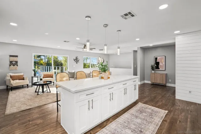 $1,299,000 | 10059 Estrella Drive, La Mesa, CA 91941