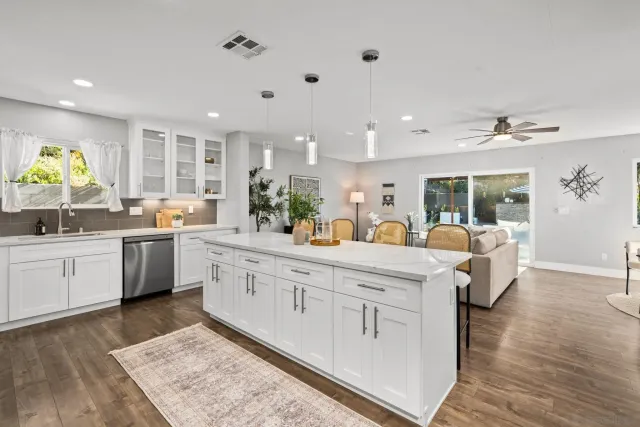 $1,299,000 | 10059 Estrella Drive, La Mesa, CA 91941