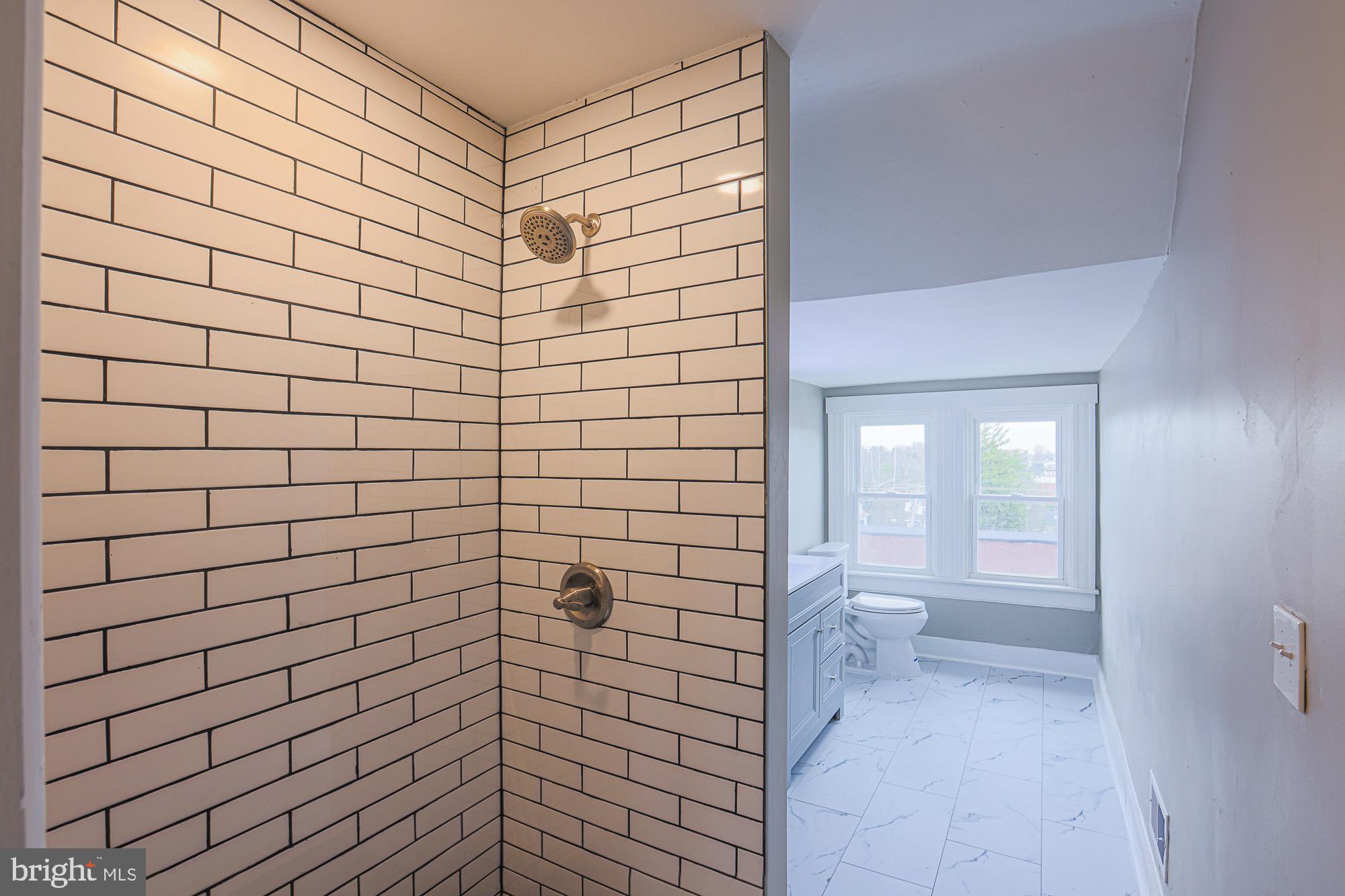 1 East Overlea Avenue, Unit 2 Baltimore, MD 21206 - Photo 15 of 27