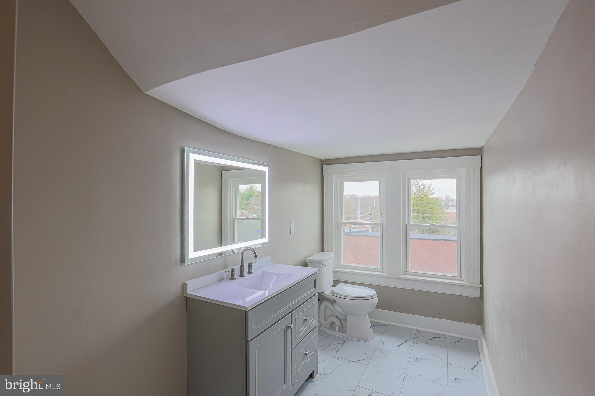 1 East Overlea Avenue, Unit 2 Baltimore, MD 21206 - Photo 18 of 27