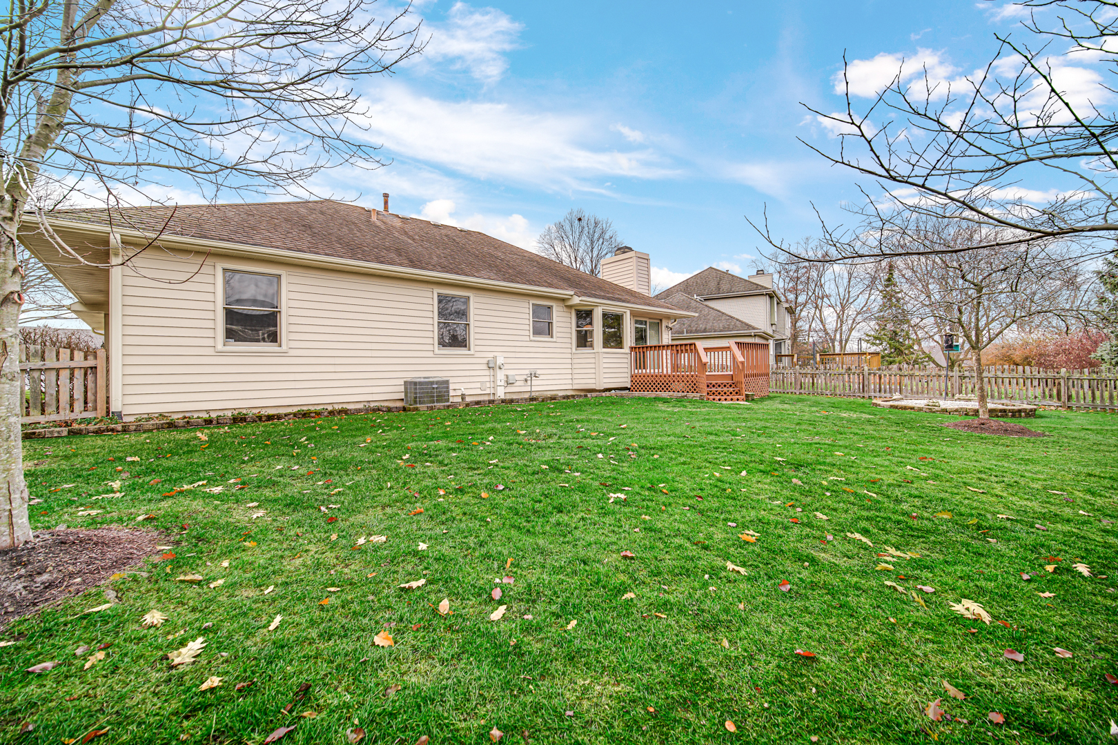 2420 Harbor Court Aurora, IL 60504 - Photo 3 of 22