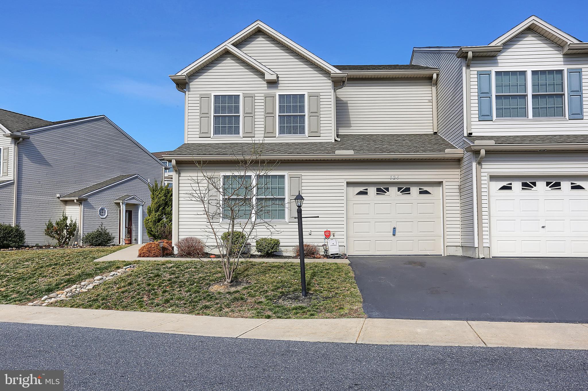 124 Oaklea Road Harrisburg, PA 17110 - Photo 1 of 28 Welcome to 124 Oaklea