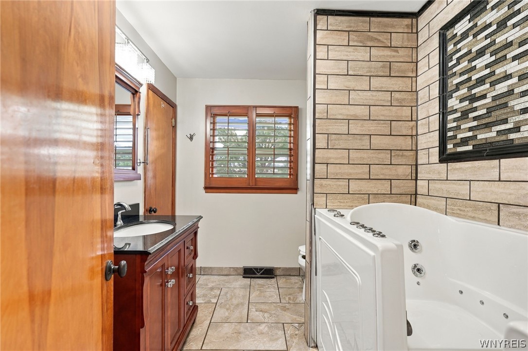 4772 Cottage Road Royalton, NY 14094 - Photo 32 of 39 Gallery Image 32