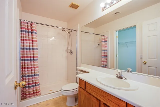 $2,150 | 7461 Mission Palm Street, Las Vegas, NV 89139