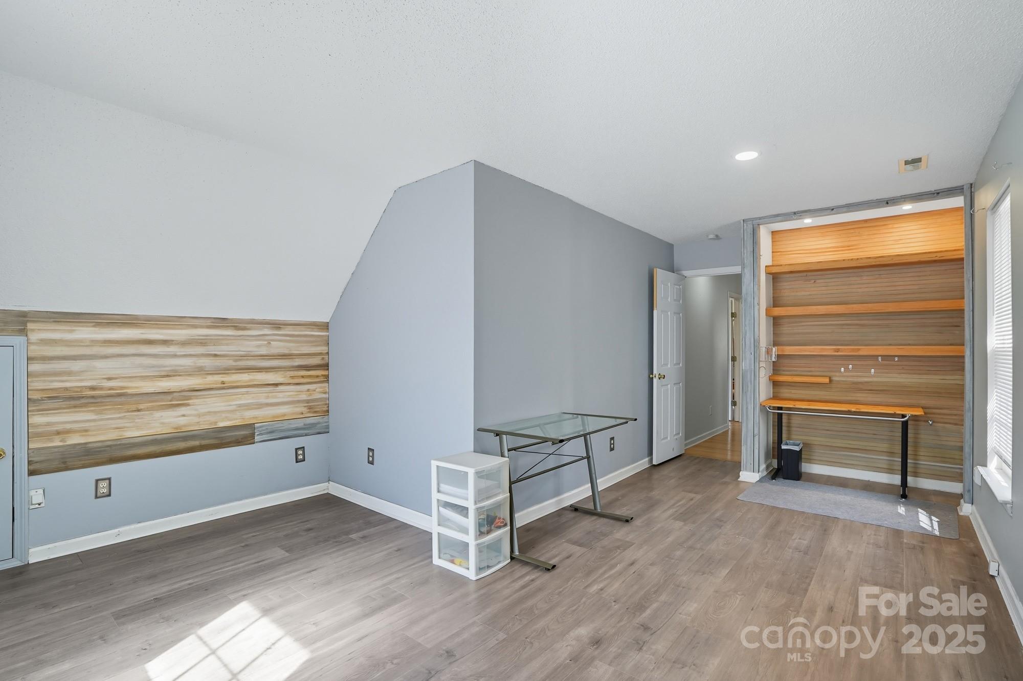 12422 Cardinal Point Road Charlotte, NC 28269 - Photo 32 of 48 Gallery Image 32