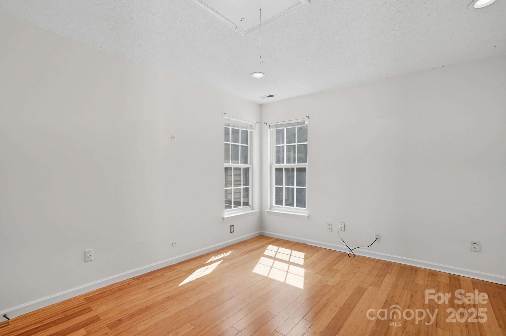 12422 Cardinal Point Road Charlotte, NC 28269 - Photo 35 of 48 Gallery Image 35