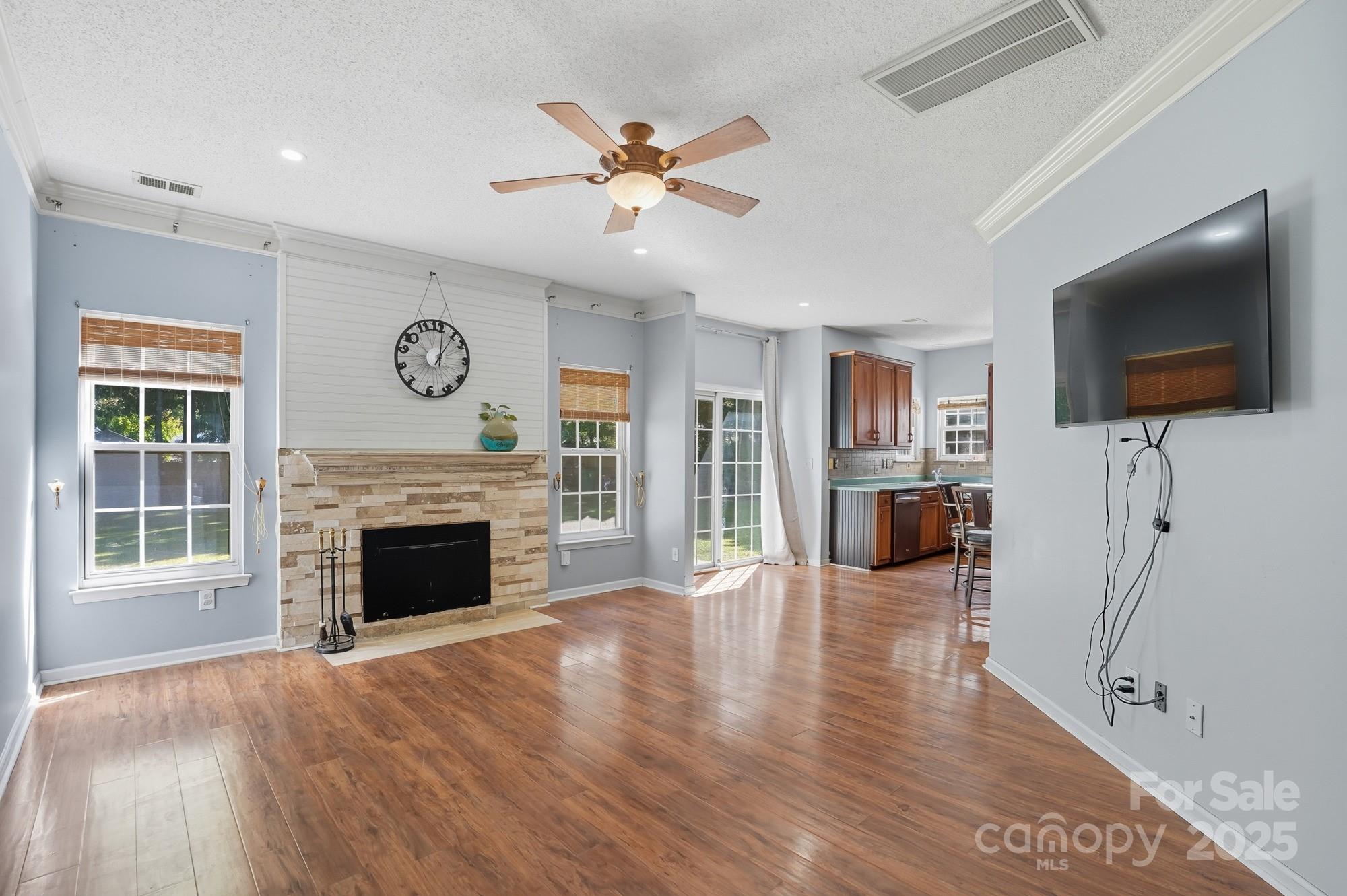 12422 Cardinal Point Road Charlotte, NC 28269 - Photo 9 of 48 Gallery Image 9