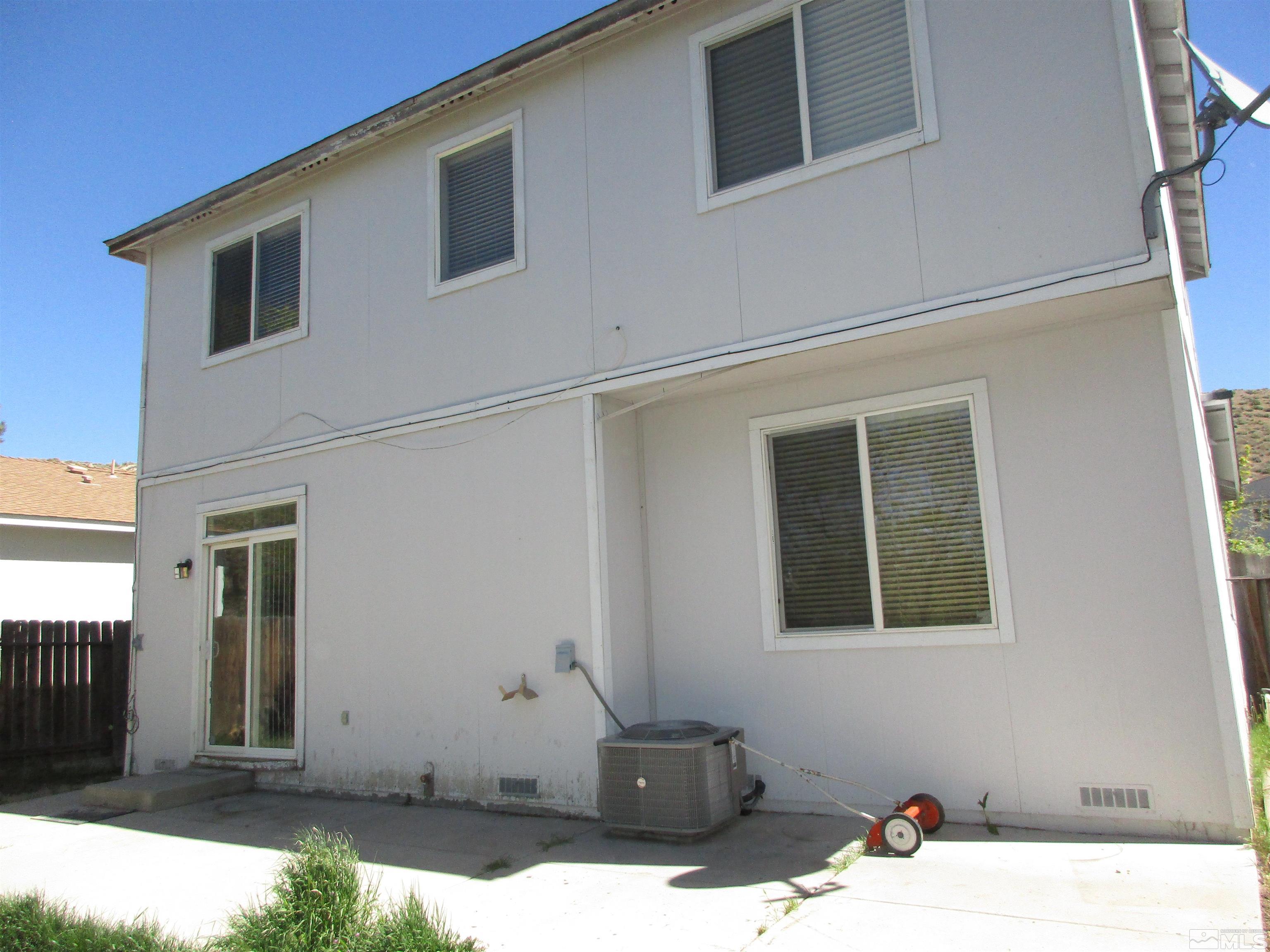 2289 Sapphire Ridge Way Reno, NV 89523 - Photo 27 of 39 Photo 27