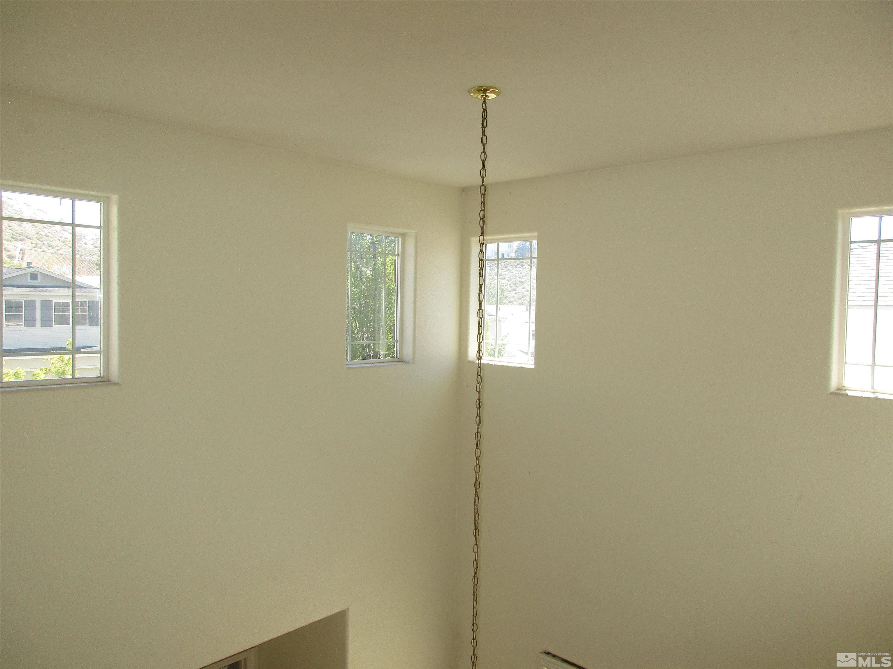 2289 Sapphire Ridge Way Reno, NV 89523 - Photo 33 of 39 Photo 33