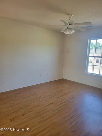 $1,095 | 1000 Hammock Lane, Unit 4, Jacksonville, NC 28546