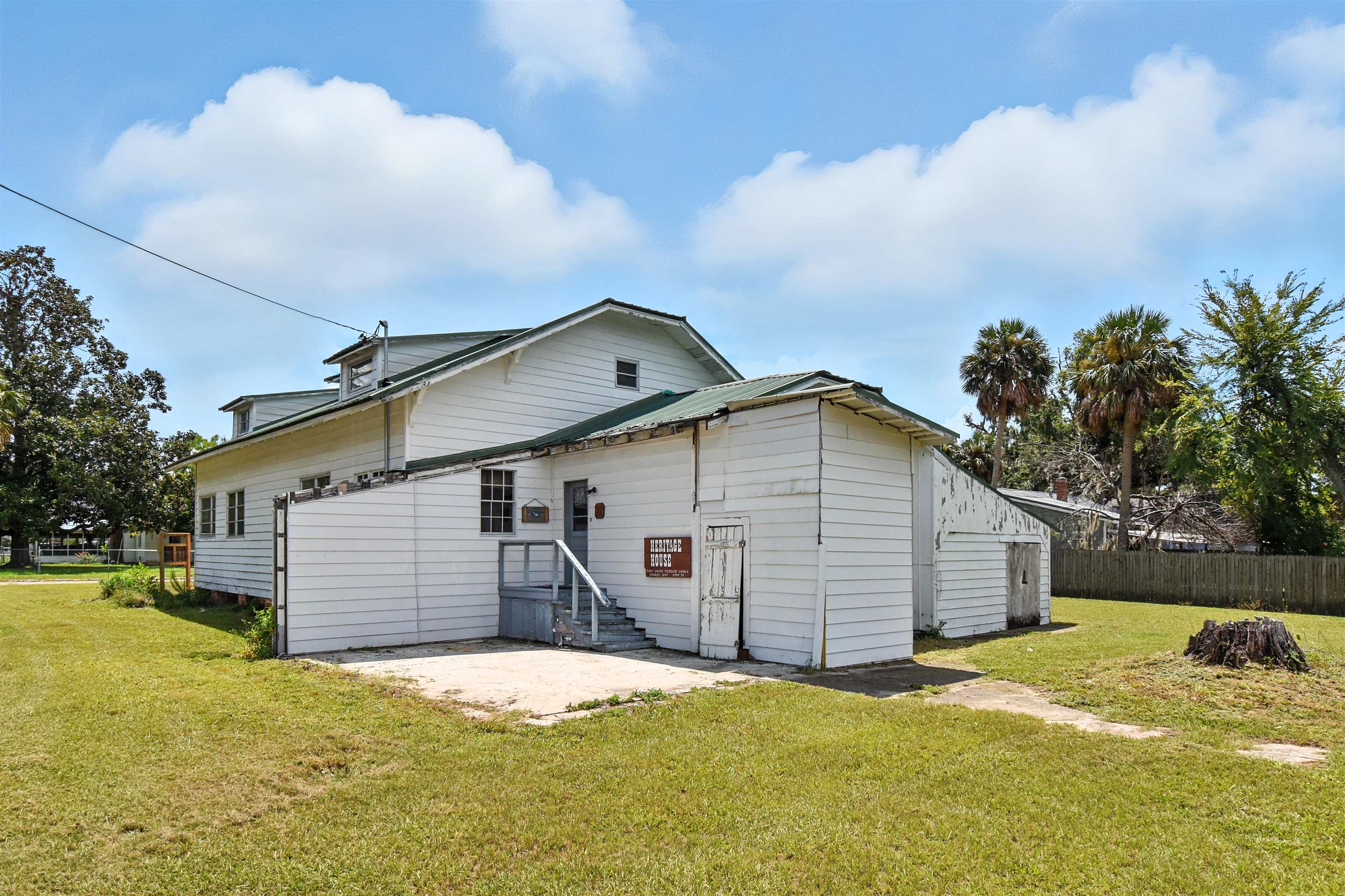 317 North Orange Street Perry, FL 32347 - Photo 2 of 26