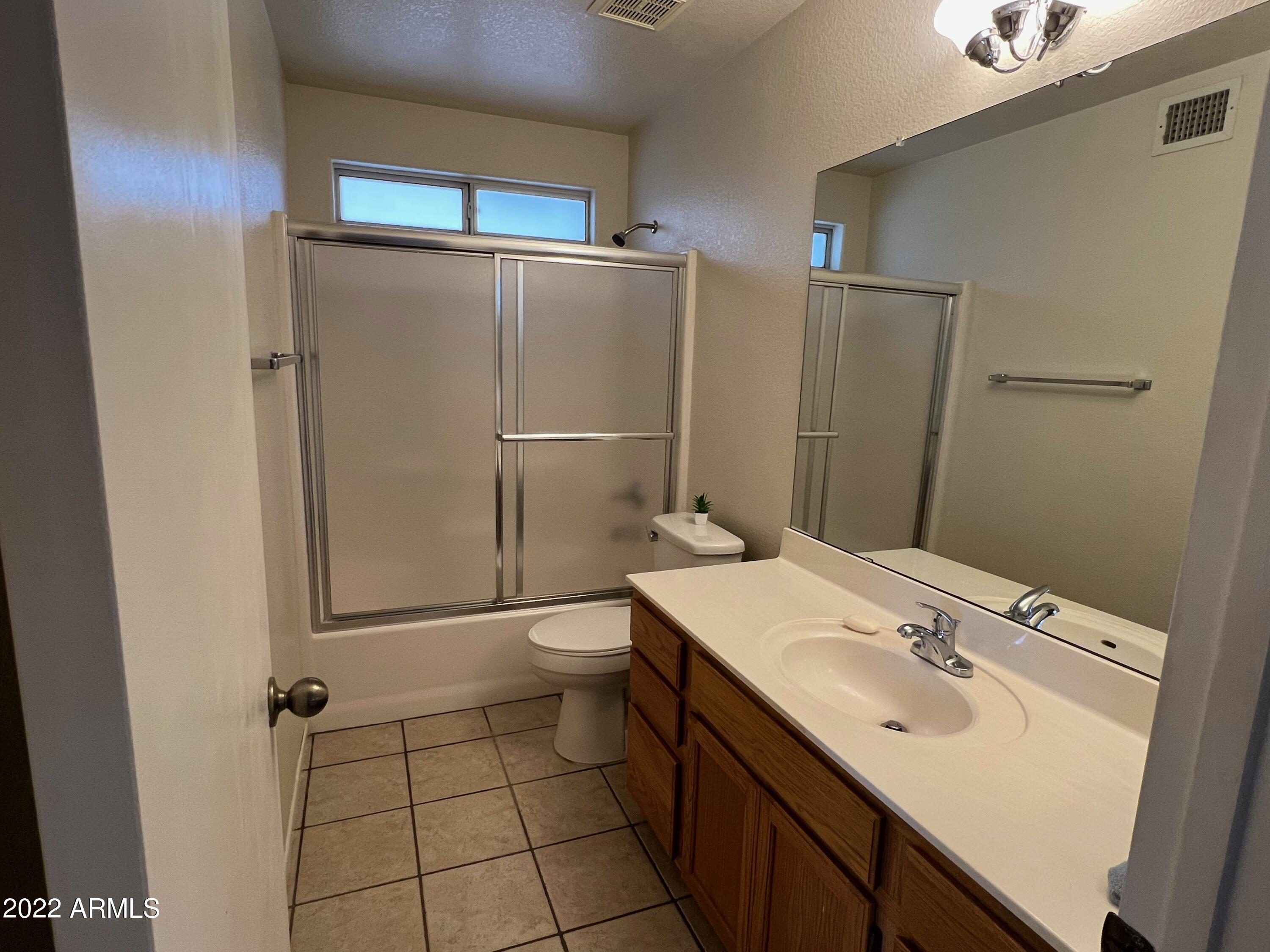 4612 East St John Road Phoenix, AZ 85032 - Photo 10 of 13 IMG_0067