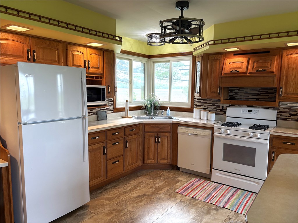 2518 East 100 North Road Pana, IL 62557 - Photo 11 of 40