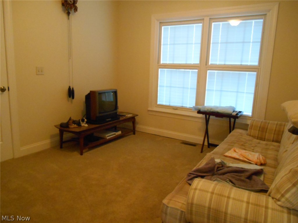 7255 Dewey Road Thompson, OH 44086 - Photo 24 of 35 4th bedroom or use as a sitting room, hobby room.