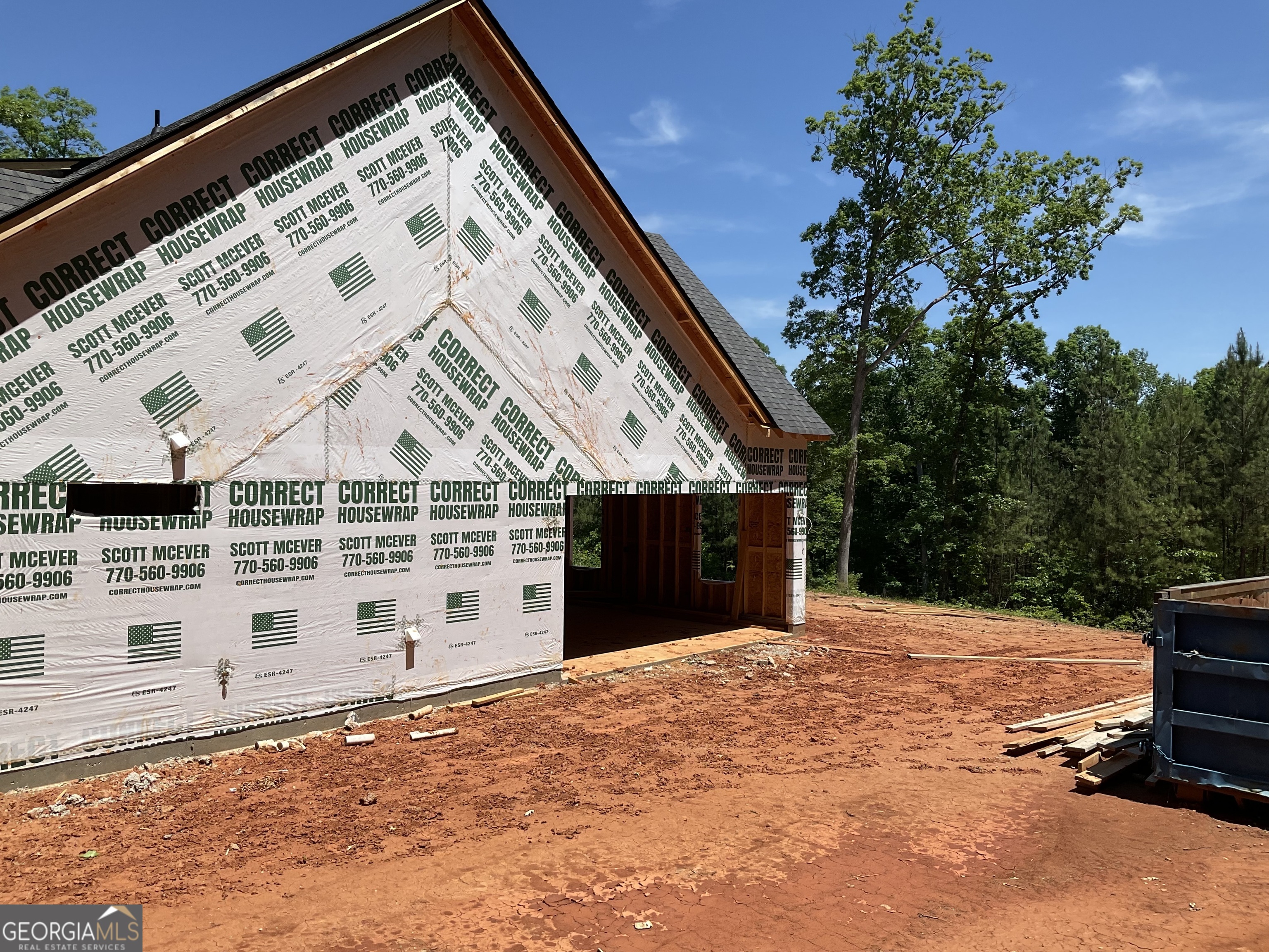 103 Crestview Lane Jackson, GA 30233 - Photo 5 of 6 a view of a house with a snow