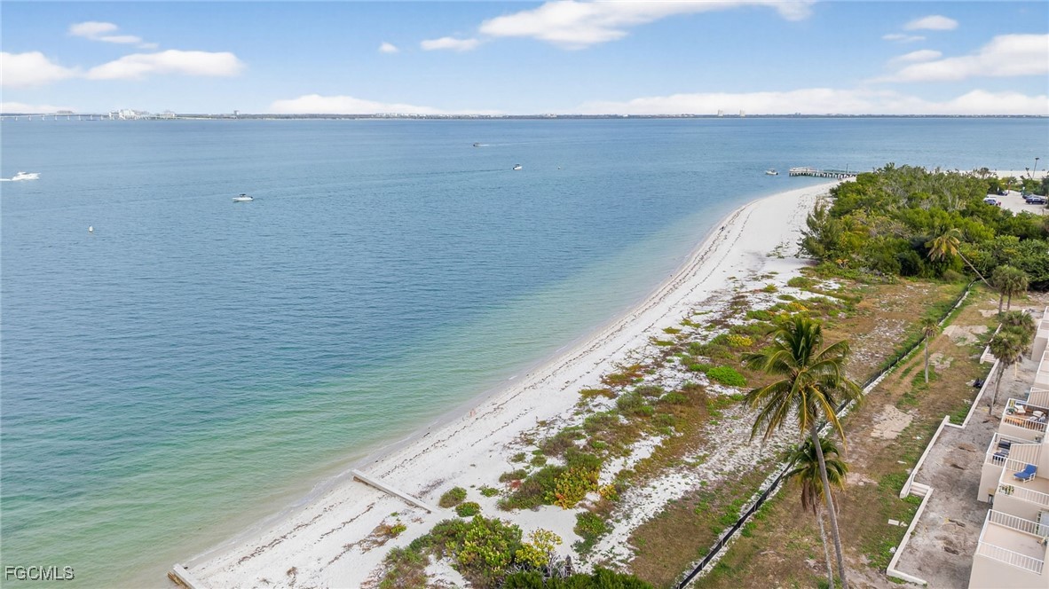 200 Periwinkle Way, Unit 124 Sanibel, FL 33957 - Photo 42 of 50 a view of beach and ocean