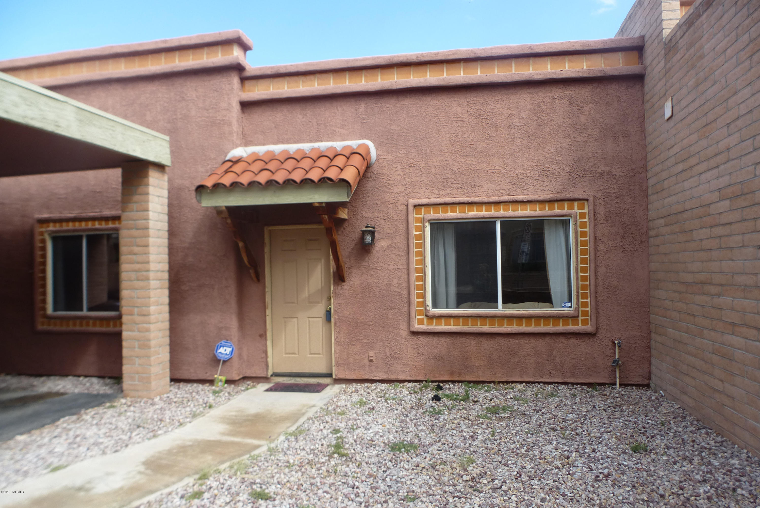 3522 South Mission Road, Unit 2 Tucson, AZ 85713 - Photo 1 of 9