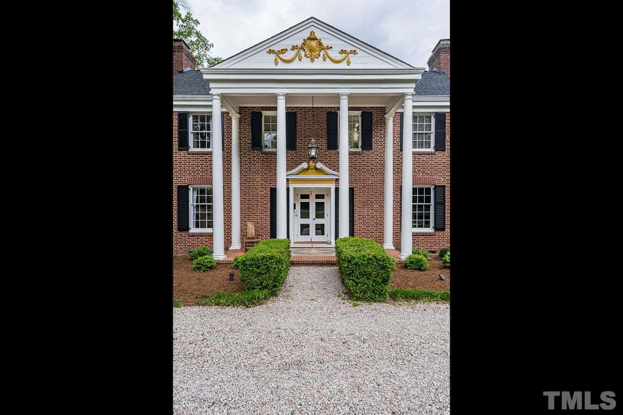 2840 Exeter Circle Raleigh, NC 27608 - Photo 3 of 3