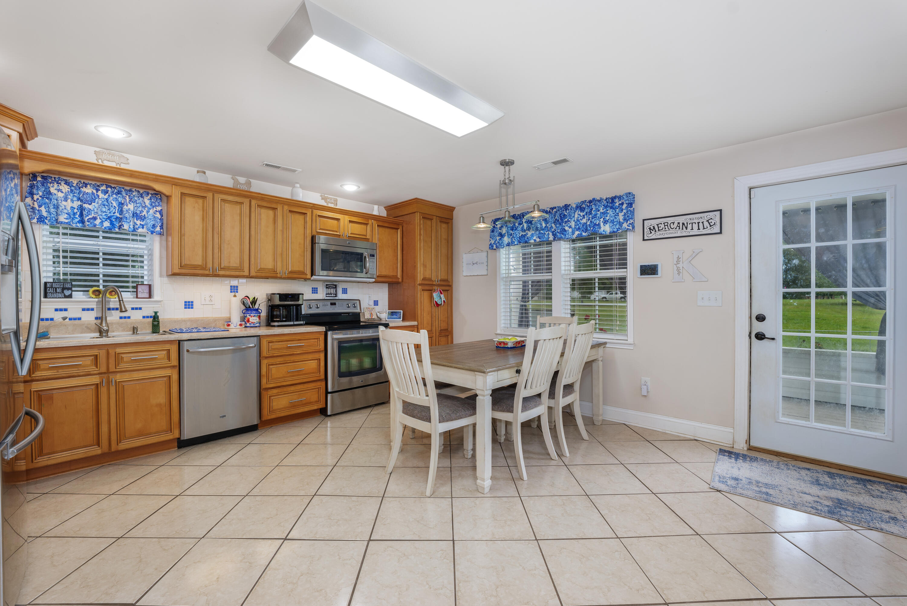 3120 Cannon Bridge Road Cordova, SC 29039 - Photo 10 of 29 P1017629-Edit