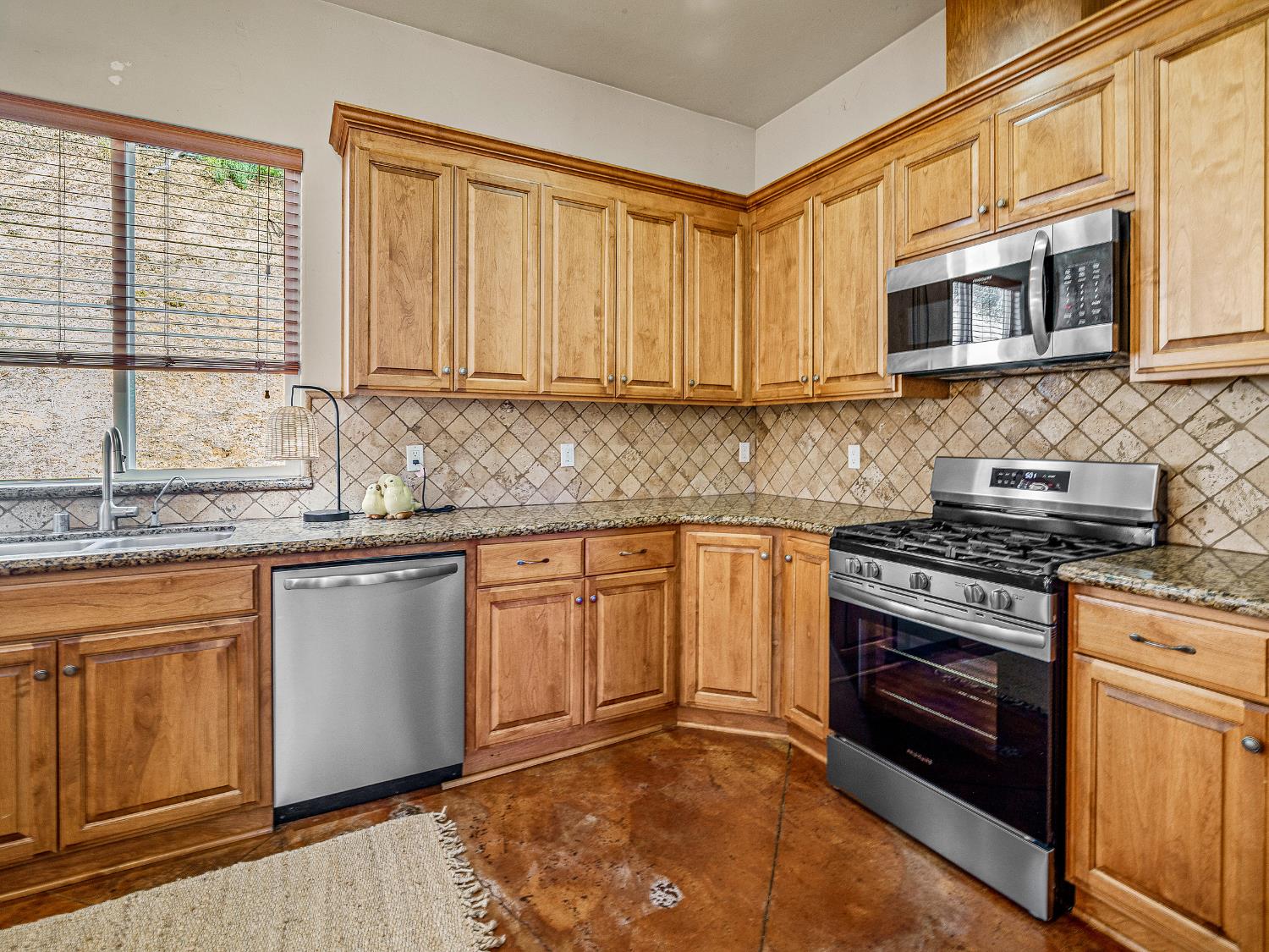 7075 Ridge Road Newcastle, CA 95658 - Photo 8 of 20 Gallery Image 8