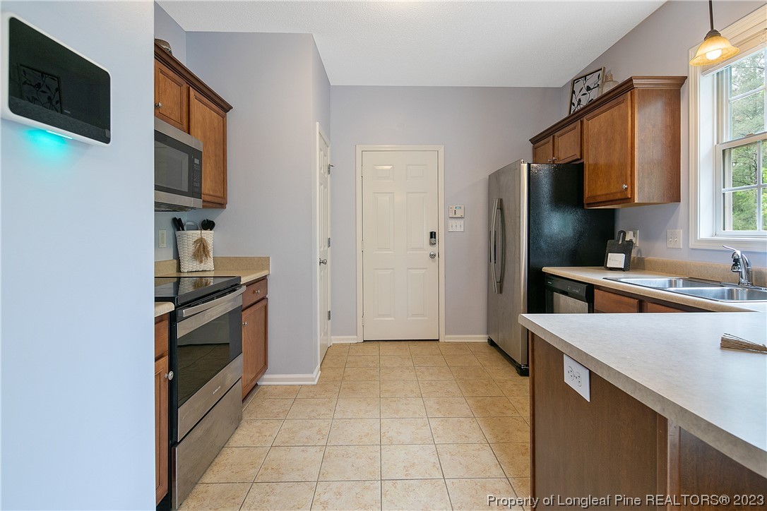 1022 Bramblegate Road Hope Mills, NC 28348 - Photo 11 of 27 Gallery Image 11