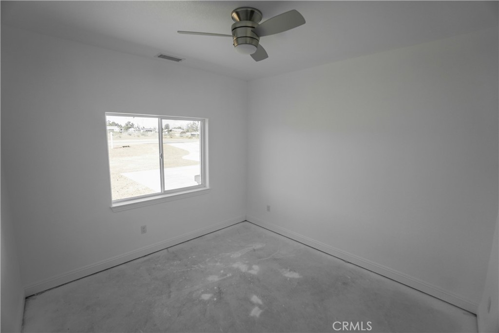14416 Ricaree Road Apple Valley, CA 92307 - Photo 24 of 32