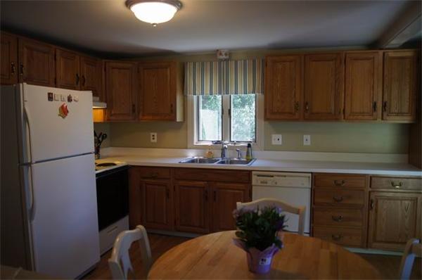 9 Cotter Street Canton, MA 02021 - Photo 5 of 28 Gallery Image 5