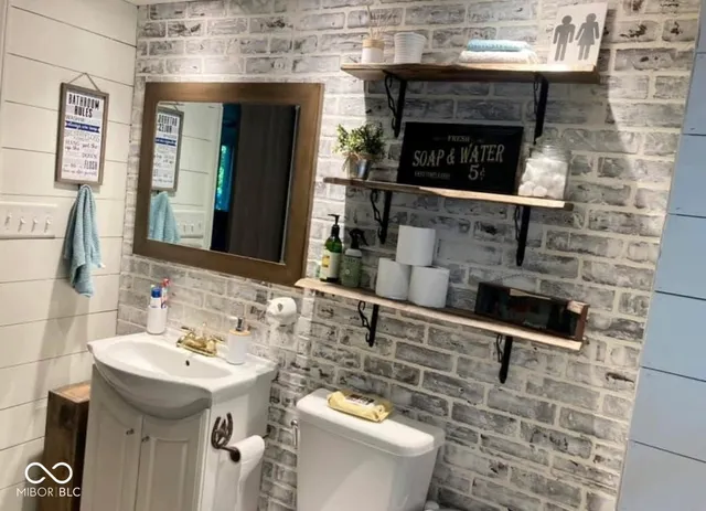 $699,000 | 7772 Bellsville Pike, Nashville, IN 47448