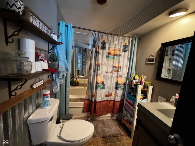 $699,000 | 7772 Bellsville Pike, Nashville, IN 47448