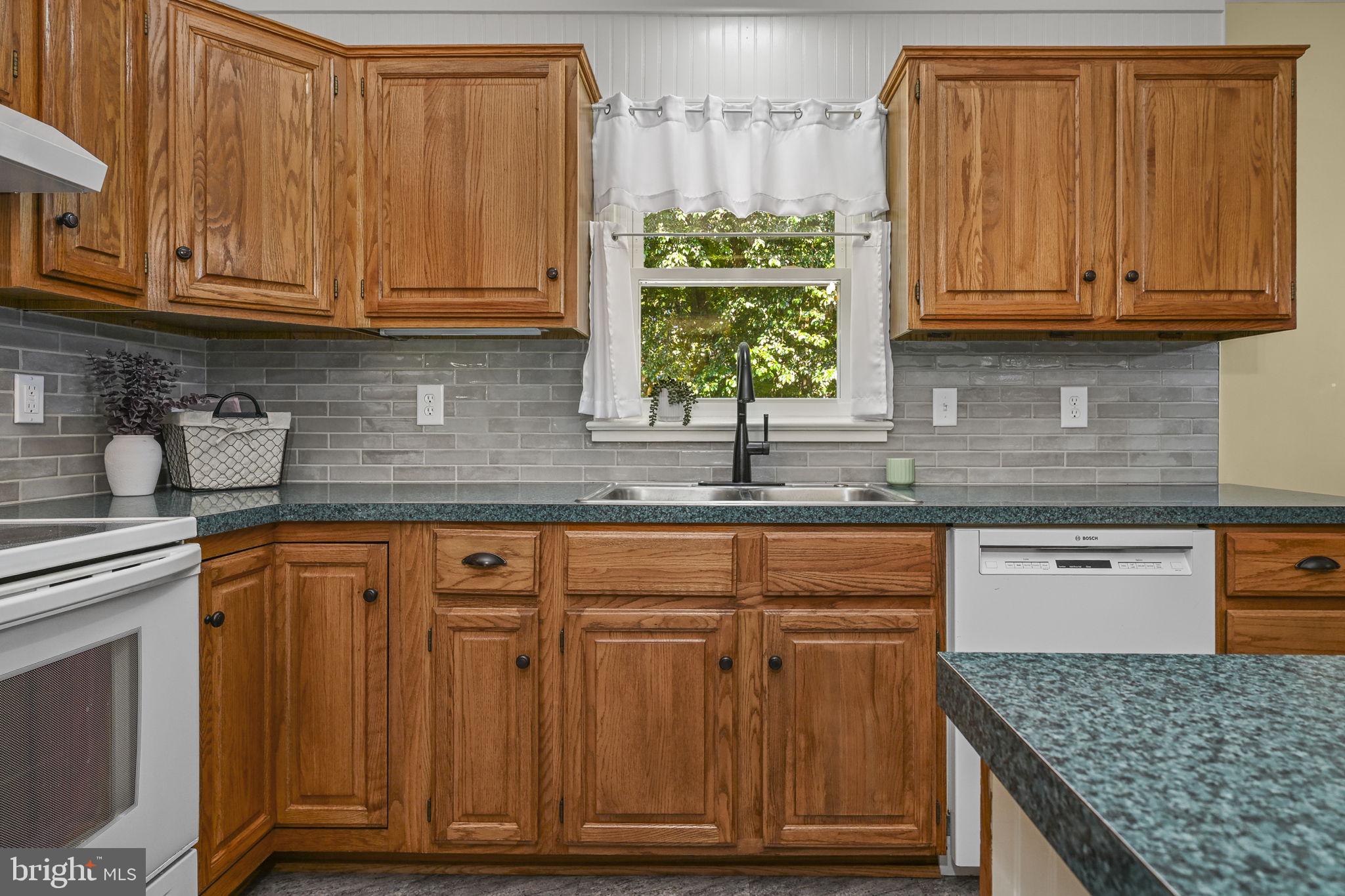 700 King Pen Road Kirkwood, PA 17536 - Photo 13 of 37 Gallery Image 13