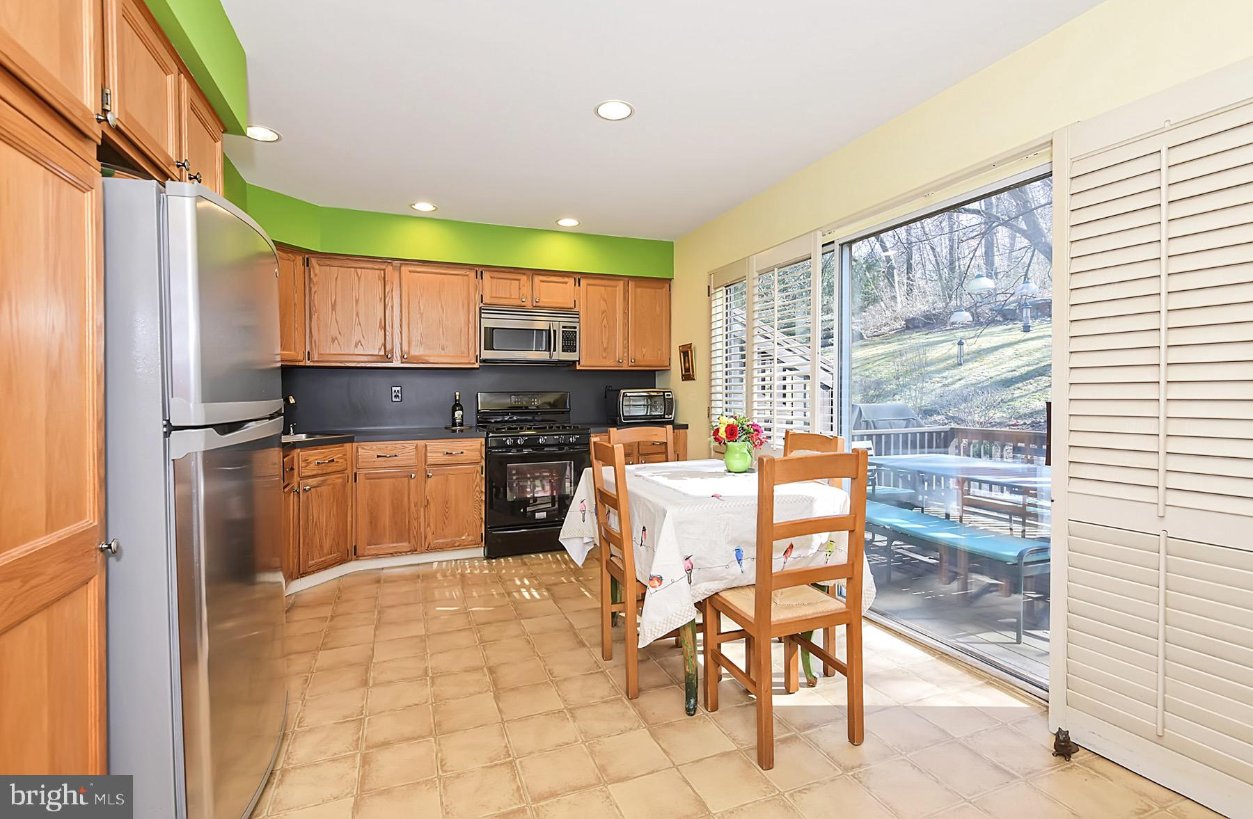 42 Chicopee Drive Princeton, NJ 08540 - Photo 5 of 20 Kitchen with deck access