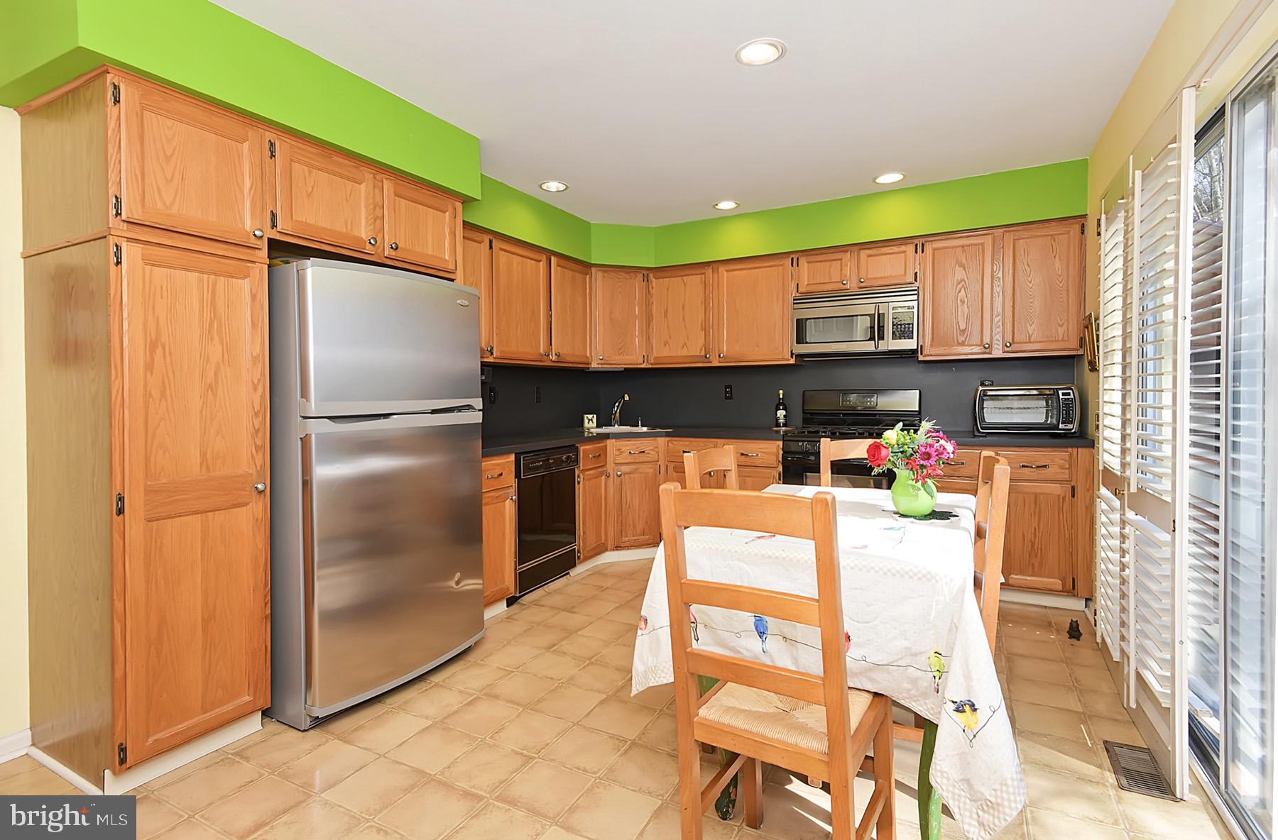 42 Chicopee Drive Princeton, NJ 08540 - Photo 6 of 20 Kitchen