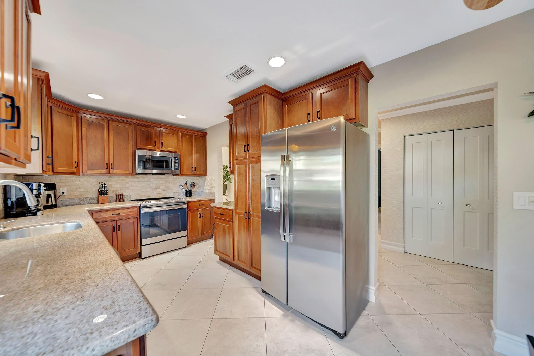 21935 Arriba Real, Unit 20A Boca Raton, FL 33433 - Photo 21 of 52 Photo 21