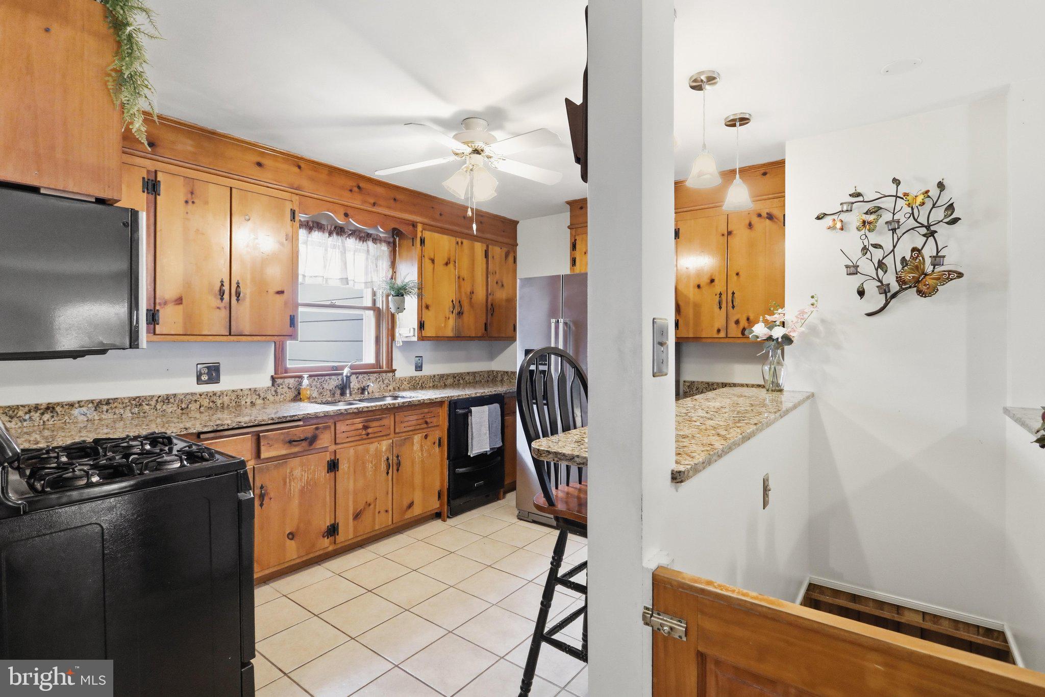 14 East Poplar Street Funkstown, MD 21734 - Photo 10 of 56 Kitchen