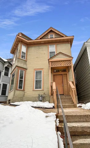 $300,000 | 417 Mt Ida Street, St. Paul, MN 55130